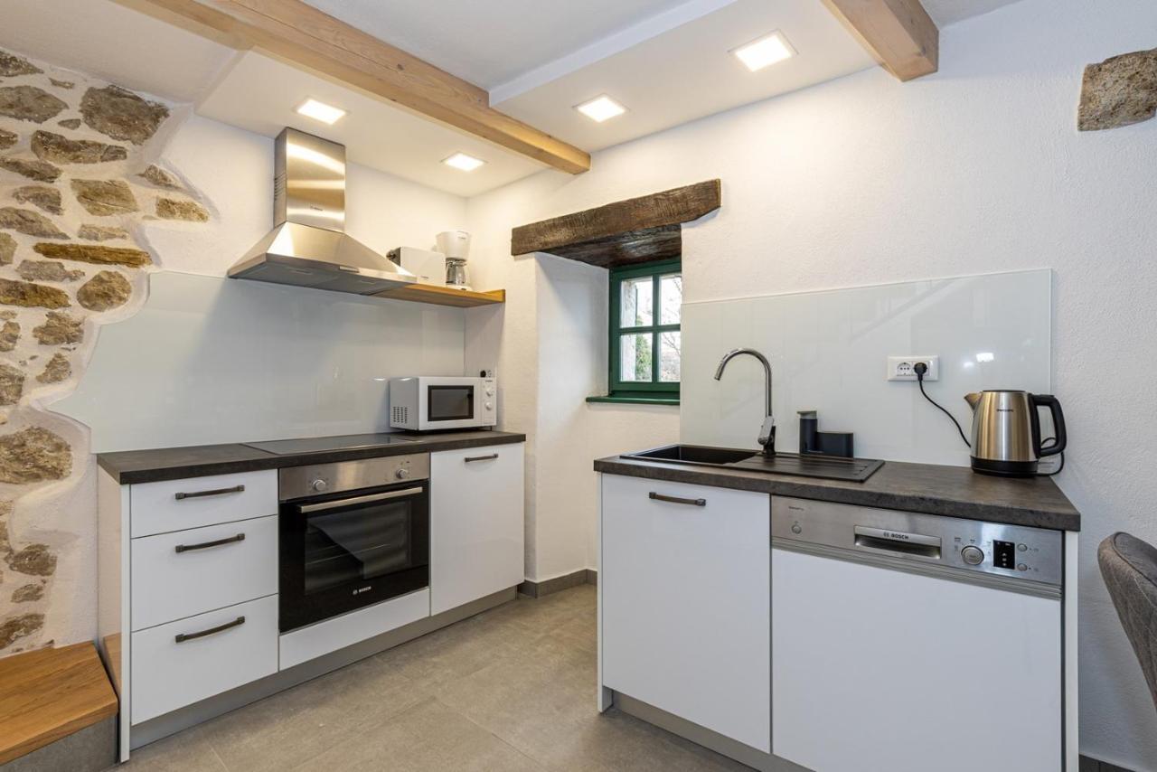 Casa Amelia In Pićan Eksteriør bilde