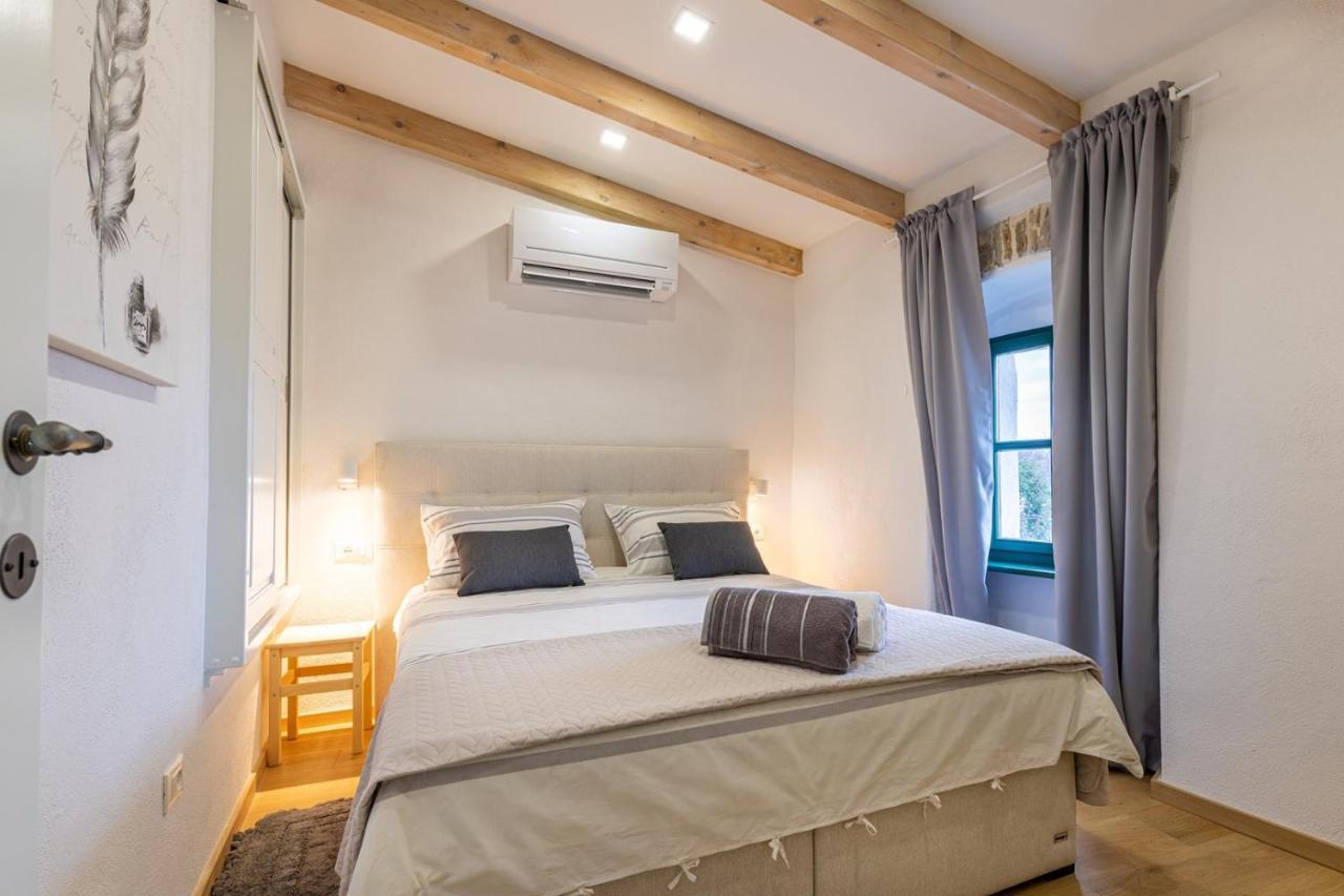 Casa Amelia In Pićan Eksteriør bilde